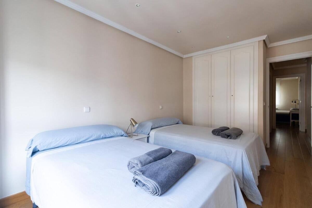 Apartamento Centro Gijon Con Parking Gijón Exterior foto